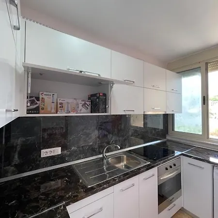 Apartament 1+1 Ne Golem Apartment