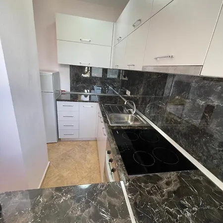 Daire Apartament 1+1 Ne Golem *